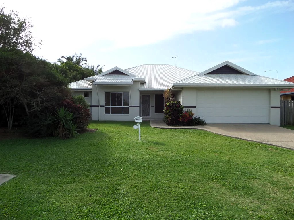 Executive Family Living in Prestigious Glenella
